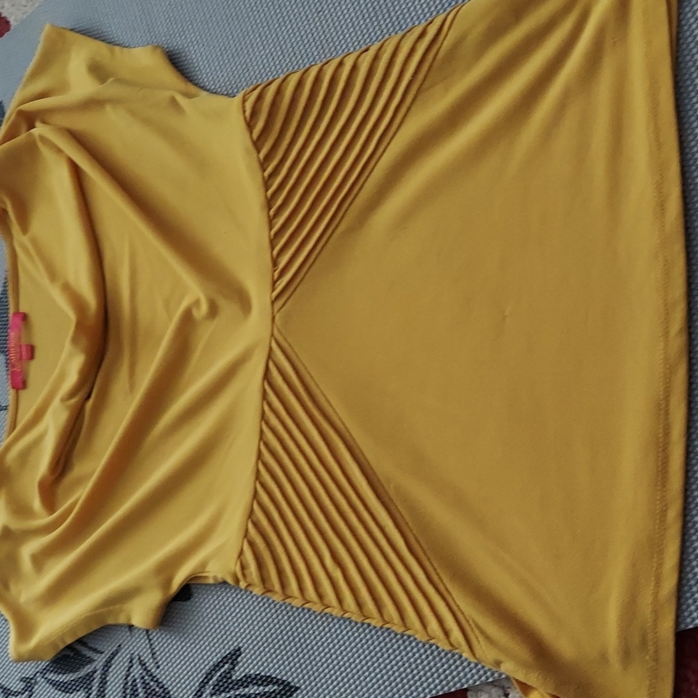 Catherine Malandrino Premium Yellow Semi Textured Knit Size XS.